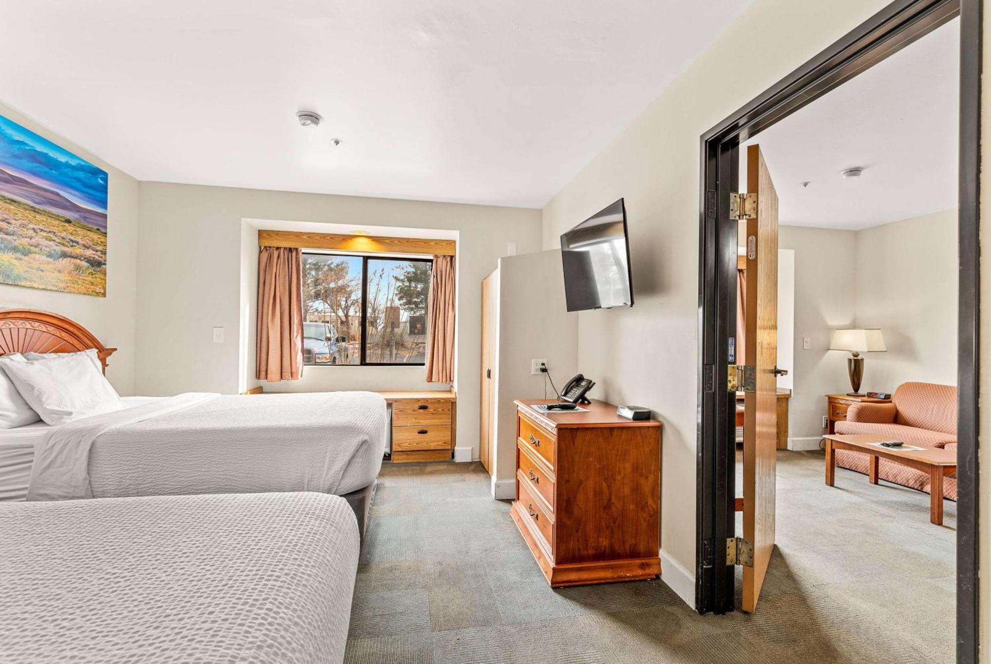 Days Inn By Wyndham Camp Verde Arizona Exterior photo